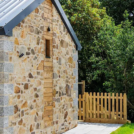Holiday home Cusgarne Manor Self-catering - Adults Only *