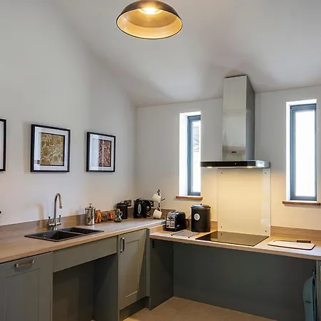Cusgarne Manor Self-catering - Adults Only Holiday home