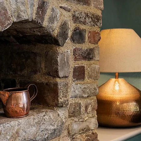 Cusgarne Manor Self-catering - Adults Only Holiday home *
