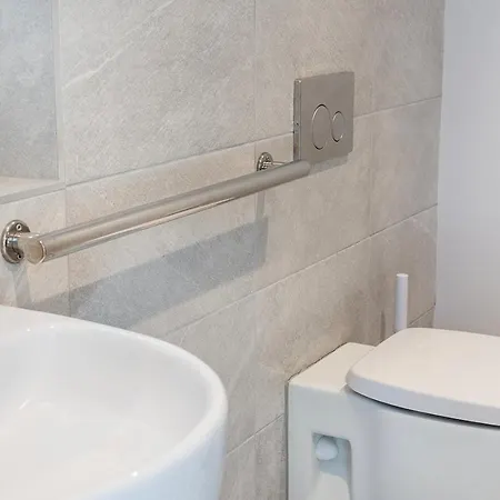 Cusgarne Manor Self-catering - Adults Only Truro